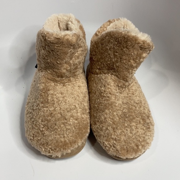 Joules fuzzy slippers size 9/10 - Picture 2 of 8